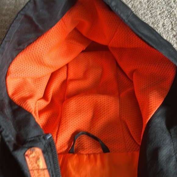 Champion Windbreaker - Size S (6-7) - Picture 4 of 5